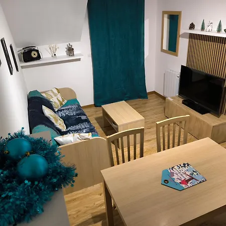 Апартаменты La Montagnette T2 2 Etoiles, Wifi Et Parking Prive Avec Vue Sur La Montagne 2-4 Personnes Bagneres-de-Luchon