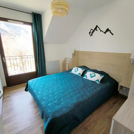 La Montagnette T2 2 Etoiles, Wifi Et Parking Prive Avec Vue Sur La Montagne 2-4 Personnes Bagneres-de-Luchon