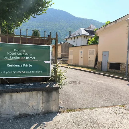 La Montagnette T2 2 étoiles, Wifi Et Parking Prive Avec Vue Sur La Montagne 2-4 Personnes Appartamento *