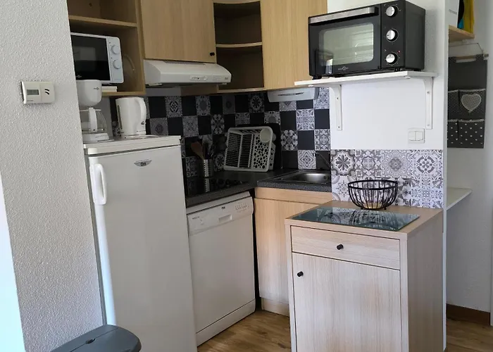 La Montagnette T2 Wifi Et Parking Prive Avec Vue Sur La Montagne 2-4 Personnes Daire Bagnères-de-Luchon